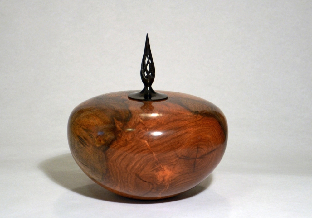 Mesquite Urn